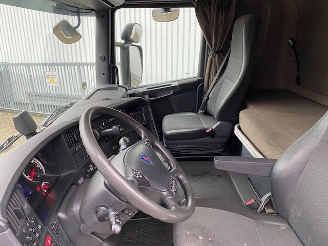 Scania R450 LB 6x2-4 R450 LB 6x2-4 Getränkekoffer, Retarder, Lift-/Lenkachse, Stapleraufnahme - Tovornjak zabojnik: slika 4 Scania R450 LB 6x2-4 R450 LB 6x2-4 Getränkekoffer, Retarder, Lift-/Lenkachse, Stapleraufnahme - Tovornjak zabojnik: slika 4