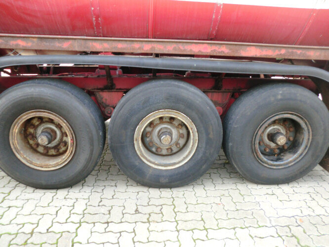 Schmitz Cargobull - - Stahltank - Polprikolica cisterna: slika 4 Schmitz Cargobull - - Stahltank - Polprikolica cisterna: slika 4