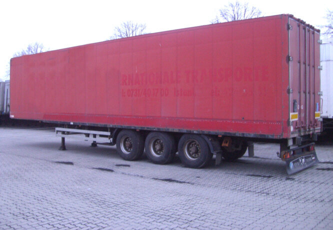 Sommer SG 240-ATX Sommer Kleiderkofferauflieger, 90 cbm - Polprikolica zabojnik: slika 2 Sommer SG 240-ATX Sommer Kleiderkofferauflieger, 90 cbm - Polprikolica zabojnik: slika 2
