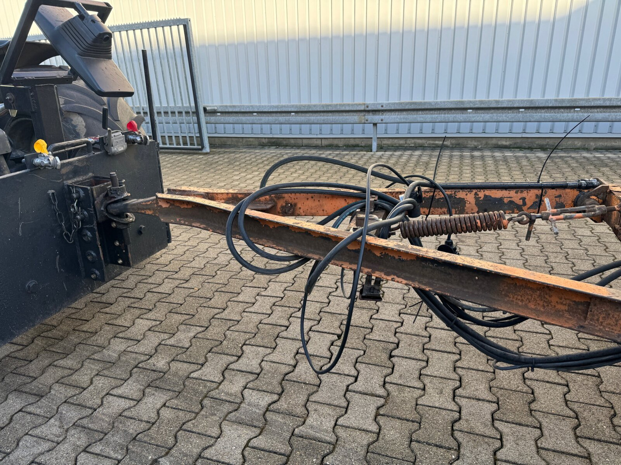 T 3 Kompakt 30,0 T 3 Kompakt 30,0, Hydr. Rampen, Verbr. auf 3m - Nizko noseča prikolica: slika 4 T 3 Kompakt 30,0 T 3 Kompakt 30,0, Hydr. Rampen, Verbr. auf 3m - Nizko noseča prikolica: slika 4