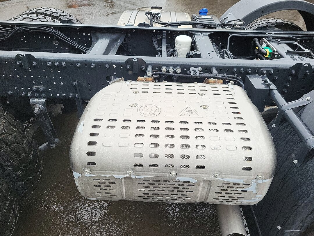 T-Way AT410T51 8x4 T-Way AT410T51 8x4, Retarder, Nebenantrieb, 4x VORHANDEN! - Tovornjak-šasija: slika 3 T-Way AT410T51 8x4 T-Way AT410T51 8x4, Retarder, Nebenantrieb, 4x VORHANDEN! - Tovornjak-šasija: slika 3