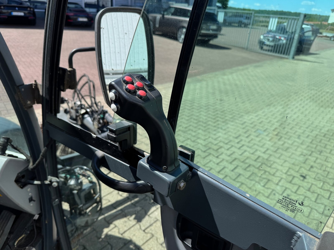 Hako Multicar Citymaster 2000 3B Kehrmaschine 4x2 Multicar Citymaster 2000 3B Kehrmaschine 4x2 - Tovornjak: slika 5 Hako Multicar Citymaster 2000 3B Kehrmaschine 4x2 Multicar Citymaster 2000 3B Kehrmaschine 4x2 - Tovornjak: slika 5
