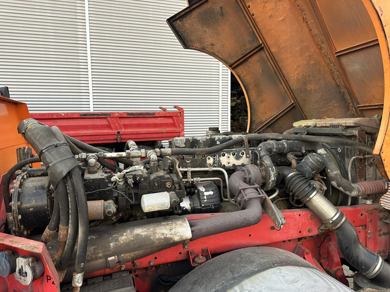 MAN 19.464 4x4 BB 19.464 4x4 BB, Schneefräse mit Separatmotor - Tovornjak: slika 2 MAN 19.464 4x4 BB 19.464 4x4 BB, Schneefräse mit Separatmotor - Tovornjak: slika 2