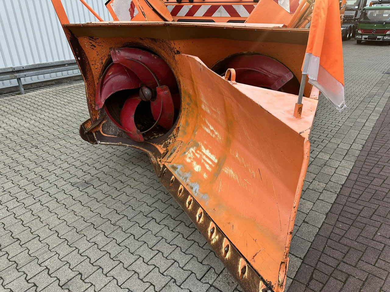 MAN 19.464 4x4 BB 19.464 4x4 BB, Schneefräse mit Separatmotor - Tovornjak: slika 4 MAN 19.464 4x4 BB 19.464 4x4 BB, Schneefräse mit Separatmotor - Tovornjak: slika 4