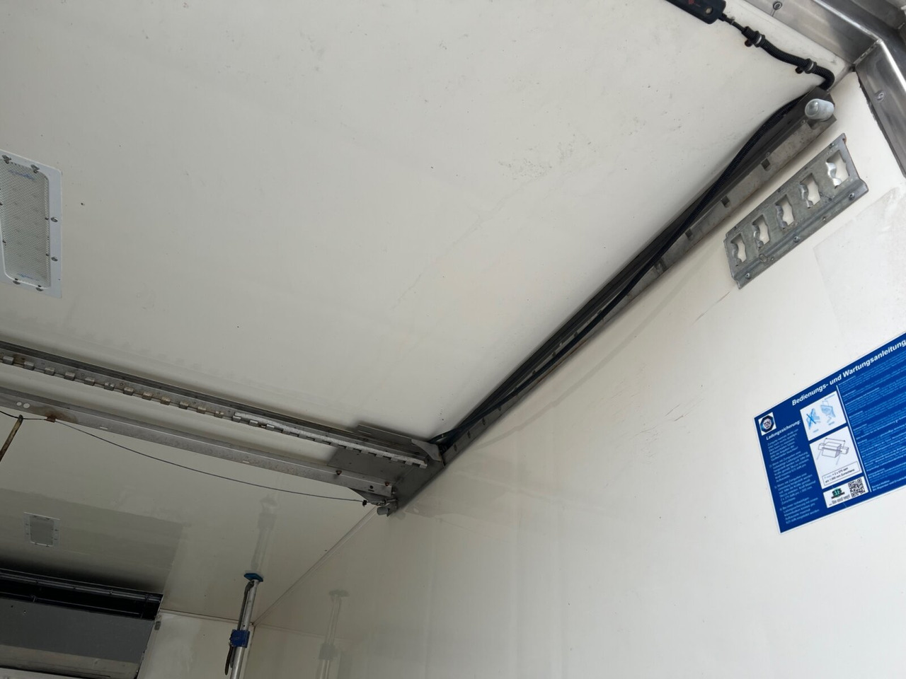 Mercedes-Benz Atego 816 L 4x2 Atego 816 L 4x2, Kühlkoffer, ThermoKing, LBW BÄR - Tovornjak: slika 2 Mercedes-Benz Atego 816 L 4x2 Atego 816 L 4x2, Kühlkoffer, ThermoKing, LBW BÄR - Tovornjak: slika 2