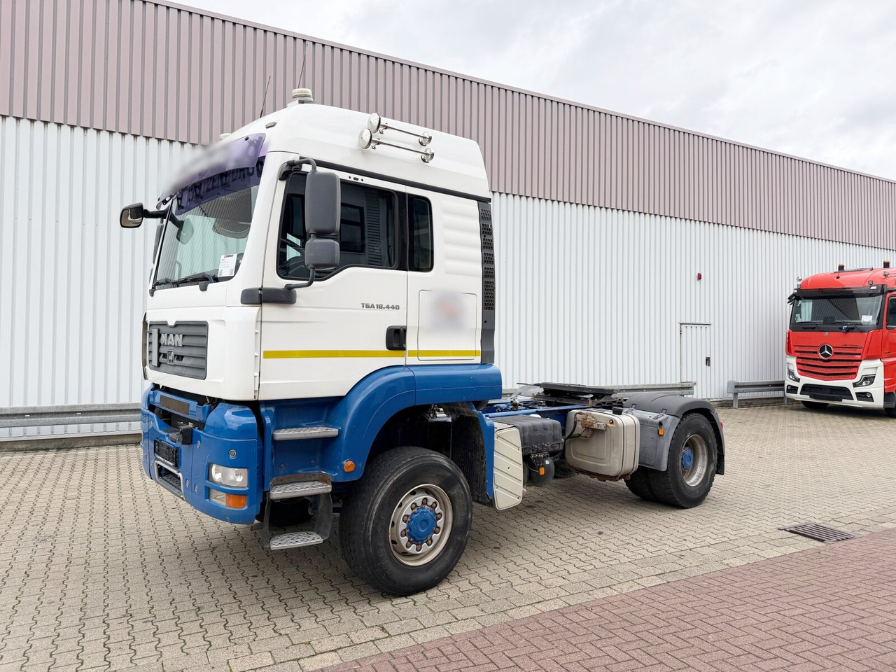 MAN TGA 18.440 4x4 BL TGA 18.440 4x4 BL, Hydraulik - Vlačilec: slika 1 MAN TGA 18.440 4x4 BL TGA 18.440 4x4 BL, Hydraulik - Vlačilec: slika 1