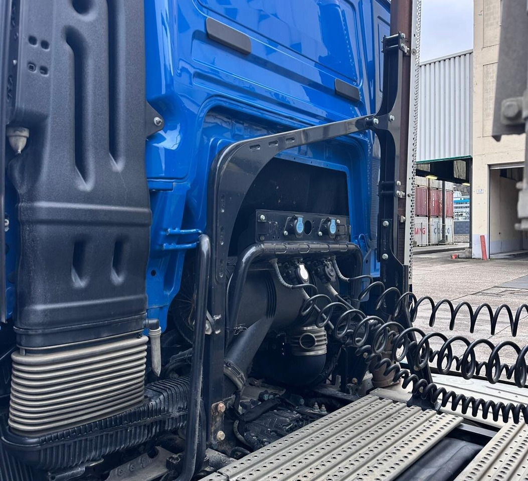 MAN TGS 18.510 4x4H BLS TGS 18.510 4x4H BLS, HydroDrive, PriTarder, Navi, Hydraulik - Vlačilec: slika 5 MAN TGS 18.510 4x4H BLS TGS 18.510 4x4H BLS, HydroDrive, PriTarder, Navi, Hydraulik - Vlačilec: slika 5