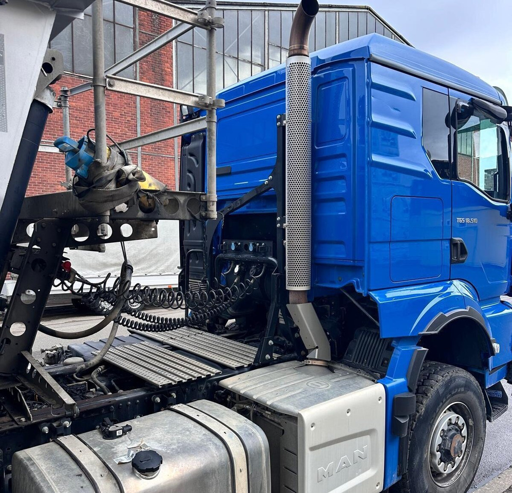 MAN TGS 18.510 4x4H BLS TGS 18.510 4x4H BLS, HydroDrive, PriTarder, Navi, Hydraulik - Vlačilec: slika 4 MAN TGS 18.510 4x4H BLS TGS 18.510 4x4H BLS, HydroDrive, PriTarder, Navi, Hydraulik - Vlačilec: slika 4