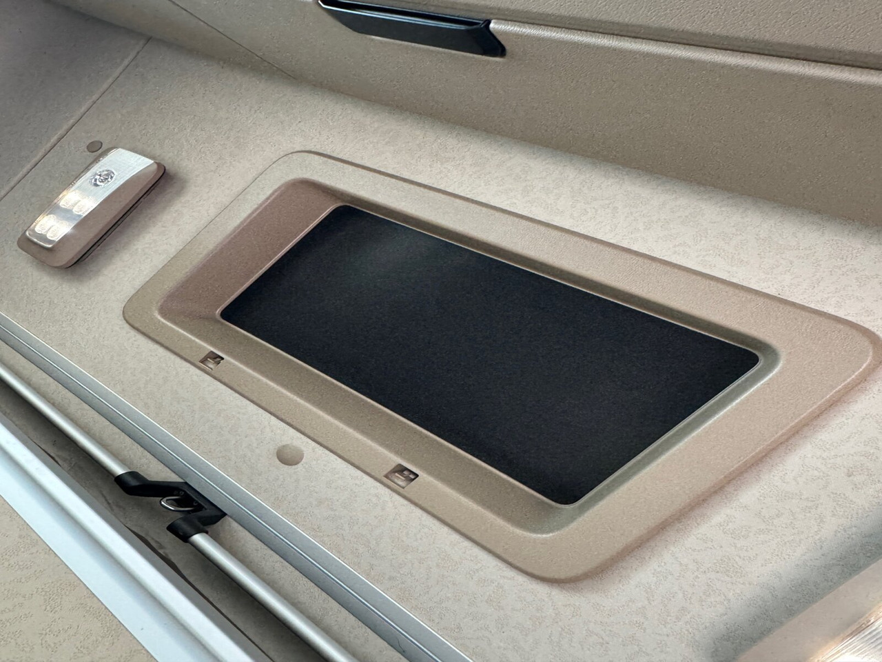 Vlačilec Mercedes-Benz Actros 1848 LS 4x2 Actros 1848 LS 4x2, Vollumer ,Retarder: slika 7 Vlačilec Mercedes-Benz Actros 1848 LS 4x2 Actros 1848 LS 4x2, Vollumer ,Retarder: slika 7