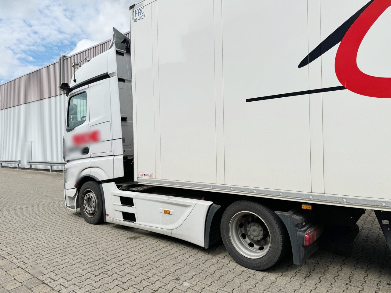 Vlačilec Mercedes-Benz Actros 1848 LS 4x2 Actros 1848 LS 4x2, Vollumer ,Retarder: slika 11 Vlačilec Mercedes-Benz Actros 1848 LS 4x2 Actros 1848 LS 4x2, Vollumer ,Retarder: slika 11