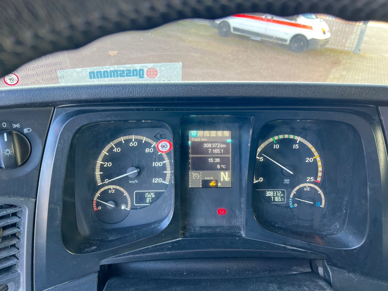 Mercedes-Benz Arocs 3351 LS 6x4 Arocs 3351 LS 6x4, StreamSpace, Bi-Xenon, Hydraulik - Vlačilec: slika 4 Mercedes-Benz Arocs 3351 LS 6x4 Arocs 3351 LS 6x4, StreamSpace, Bi-Xenon, Hydraulik - Vlačilec: slika 4