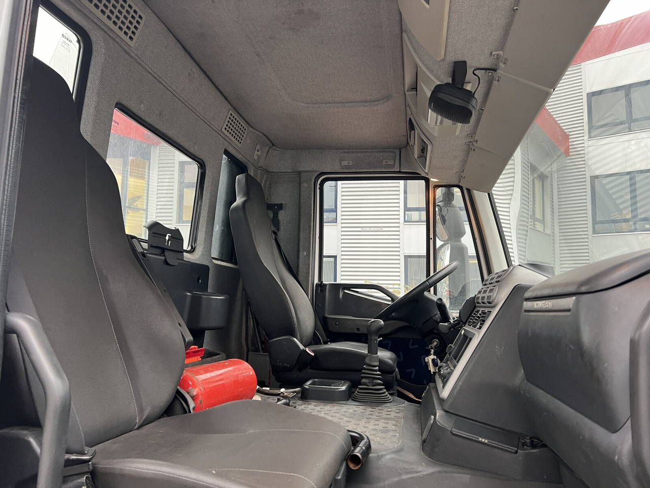 Stralis AD440S42T/P 4x2 Stralis AD440X42T/P 4x2, Ex- Army - Vlačilec: slika 5 Stralis AD440S42T/P 4x2 Stralis AD440X42T/P 4x2, Ex- Army - Vlačilec: slika 5