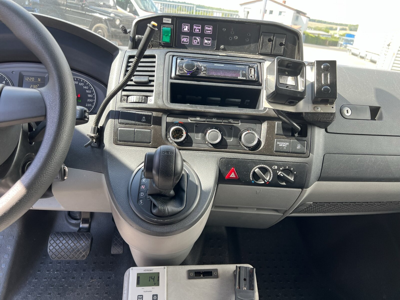 Volkswagen T5 2.0 TDI 4x2 T5 2.0 TDI 4x2, Krankenwagen lizing Volkswagen T5 2.0 TDI 4x2 T5 2.0 TDI 4x2, Krankenwagen: slika 6