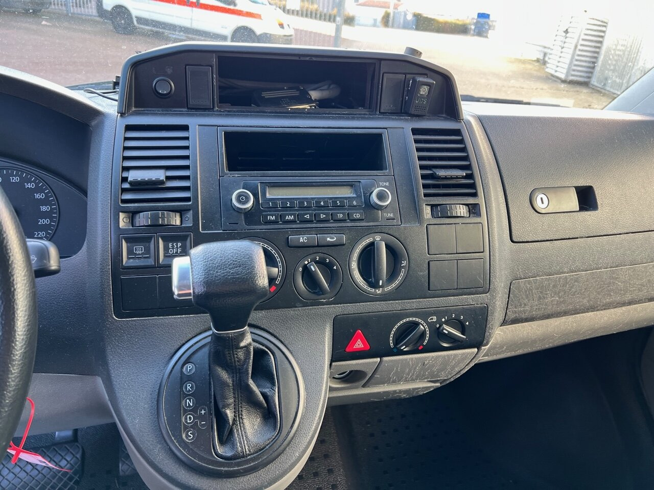 Reševalno vozilo Volkswagen T5 2.5 TDI 4x2 T5 2.5 TDI 4x2, Krankenwagen: slika 6