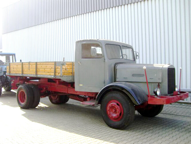 Vomag Typ H6 Kipper Oldtimer Vomag Typ H6 VEB BARKAS WERKE Oldtimer - Tovornjak prekucnik: slika 1 Vomag Typ H6 Kipper Oldtimer Vomag Typ H6 VEB BARKAS WERKE Oldtimer - Tovornjak prekucnik: slika 1