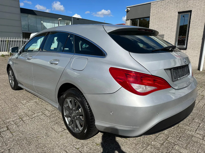 Mercedes-Benz CLA-Klasse 200 D - SHOOTING BRAKE + STANDKLIMA + NAVI - Avtomobil: slika 3 Mercedes-Benz CLA-Klasse 200 D - SHOOTING BRAKE + STANDKLIMA + NAVI - Avtomobil: slika 3