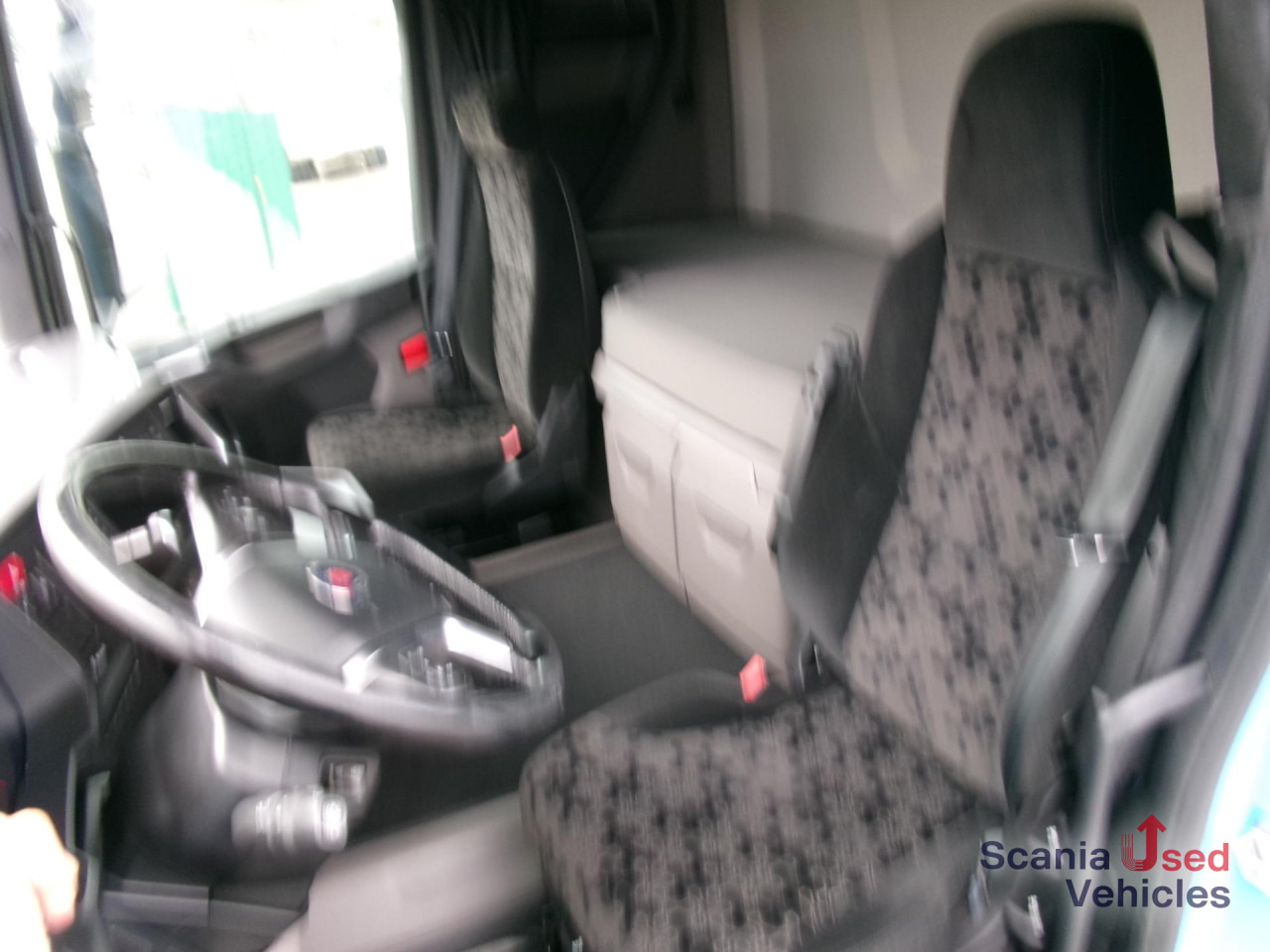 SCANIA R 410 A4x2NA - LNG! - Vlačilec: slika 2 SCANIA R 410 A4x2NA - LNG! - Vlačilec: slika 2