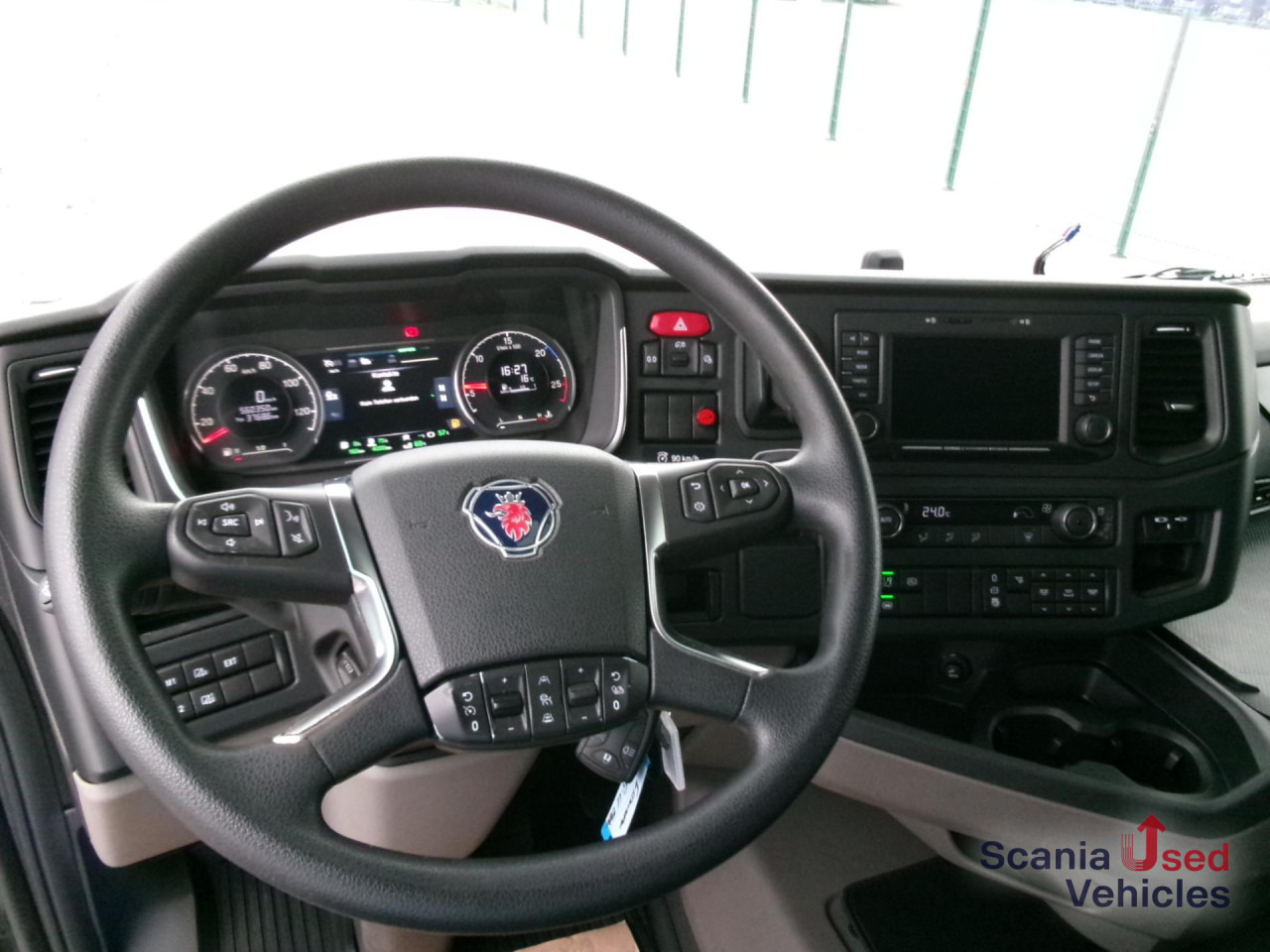 SCANIA R 450 A4x2NA - Vlačilec: slika 3 SCANIA R 450 A4x2NA - Vlačilec: slika 3