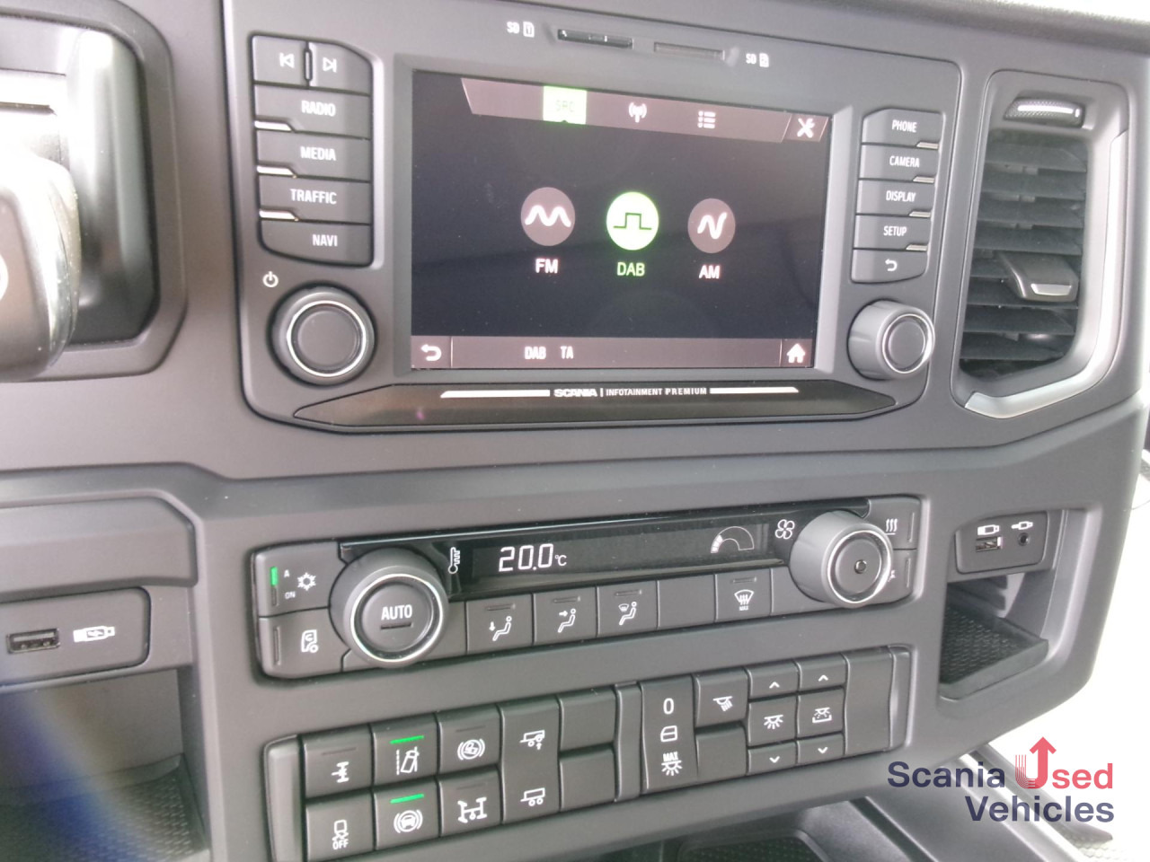SCANIA R 460 A4x2NA - Vlačilec: slika 3 SCANIA R 460 A4x2NA - Vlačilec: slika 3