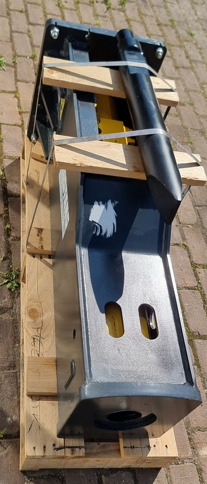 MUSTANG HM550 - Hidravlično kladivo za Bager: slika 4 MUSTANG HM550 - Hidravlično kladivo za Bager: slika 4