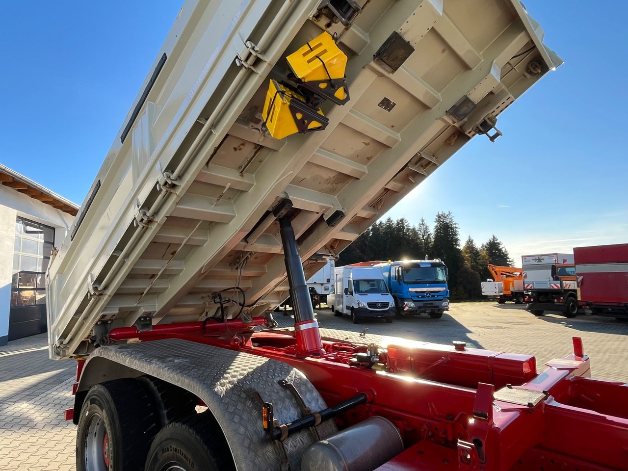 Tovornjak prekucnik Iveco Starlis X-Way 480 6x6 Hydro Meiller  Bordmatik: slika 10