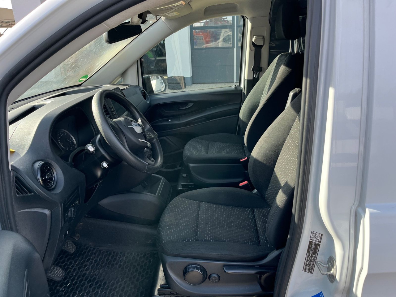 Mali kombi Mercedes-Benz Vito 116CDI 53384KM: slika 18 Mali kombi Mercedes-Benz Vito 116CDI 53384KM: slika 18