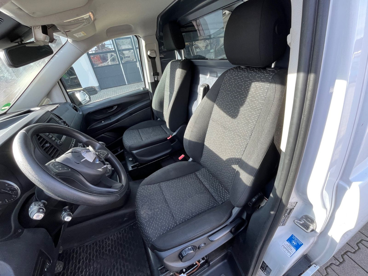 Mali kombi Mercedes-Benz Vito 116CDI 53384KM: slika 19 Mali kombi Mercedes-Benz Vito 116CDI 53384KM: slika 19