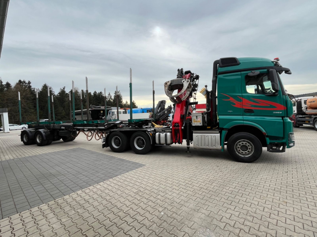 Mercedes-Benz Arocs 2663 6x4 mit Epsilon S260Z Langholzkran - Vlačilec: slika 4 Mercedes-Benz Arocs 2663 6x4 mit Epsilon S260Z Langholzkran - Vlačilec: slika 4