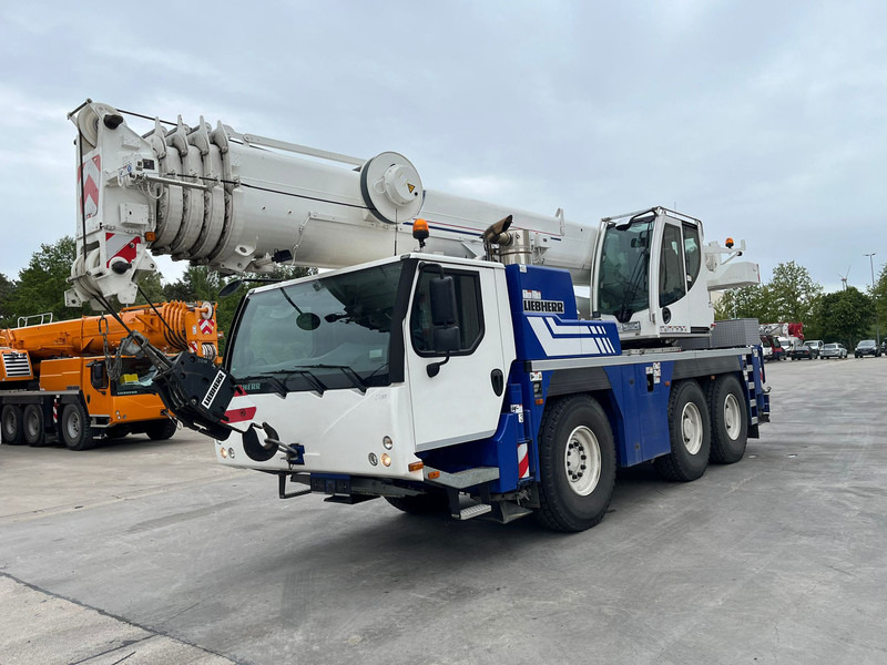 Liebherr LTM 1055-3.2 - Avtodvigalo: slika 1 Liebherr LTM 1055-3.2 - Avtodvigalo: slika 1