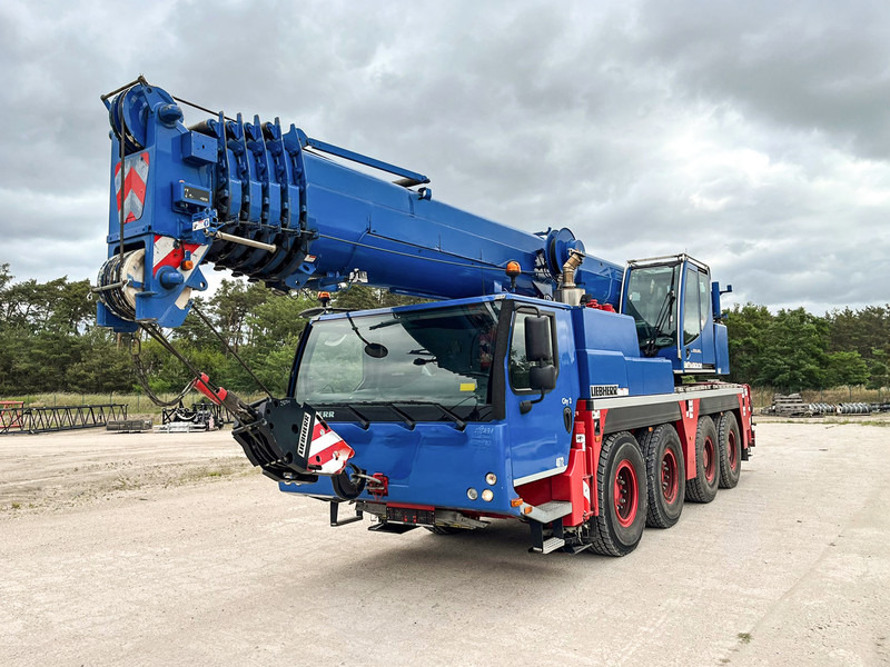 Liebherr LTM 1070-4.2 - Avtodvigalo: slika 1 Liebherr LTM 1070-4.2 - Avtodvigalo: slika 1