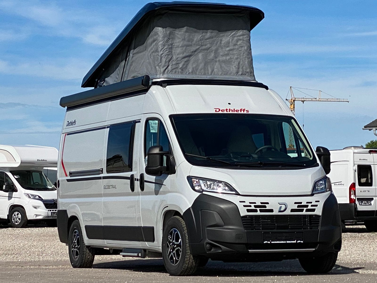 Dethleffs Globetrail 600 DS *2025*Automatik,Aufstelldach - Kombi avtodom: slika 1 Dethleffs Globetrail 600 DS *2025*Automatik,Aufstelldach - Kombi avtodom: slika 1