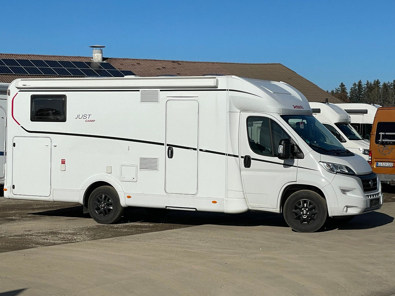 Dethleffs Just T 7052 EB mit Hubbett,Fiat,Markise,RFK,Navi - Polintegriran avtodom: slika 2 Dethleffs Just T 7052 EB mit Hubbett,Fiat,Markise,RFK,Navi - Polintegriran avtodom: slika 2