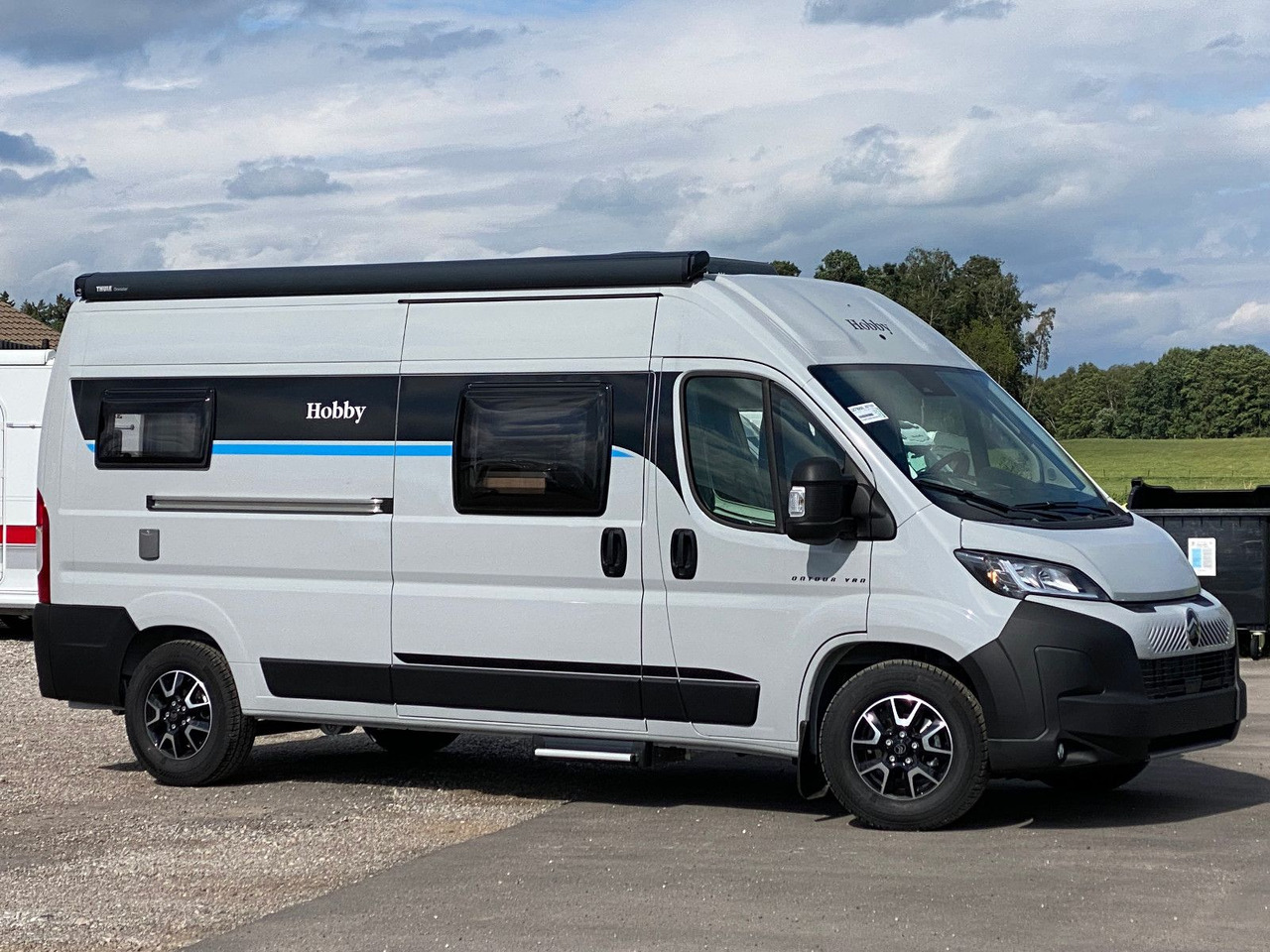 Hobby Ontour Van 600 FT,ACC,Navi,Markise - Kombi avtodom: slika 2 Hobby Ontour Van 600 FT,ACC,Navi,Markise - Kombi avtodom: slika 2