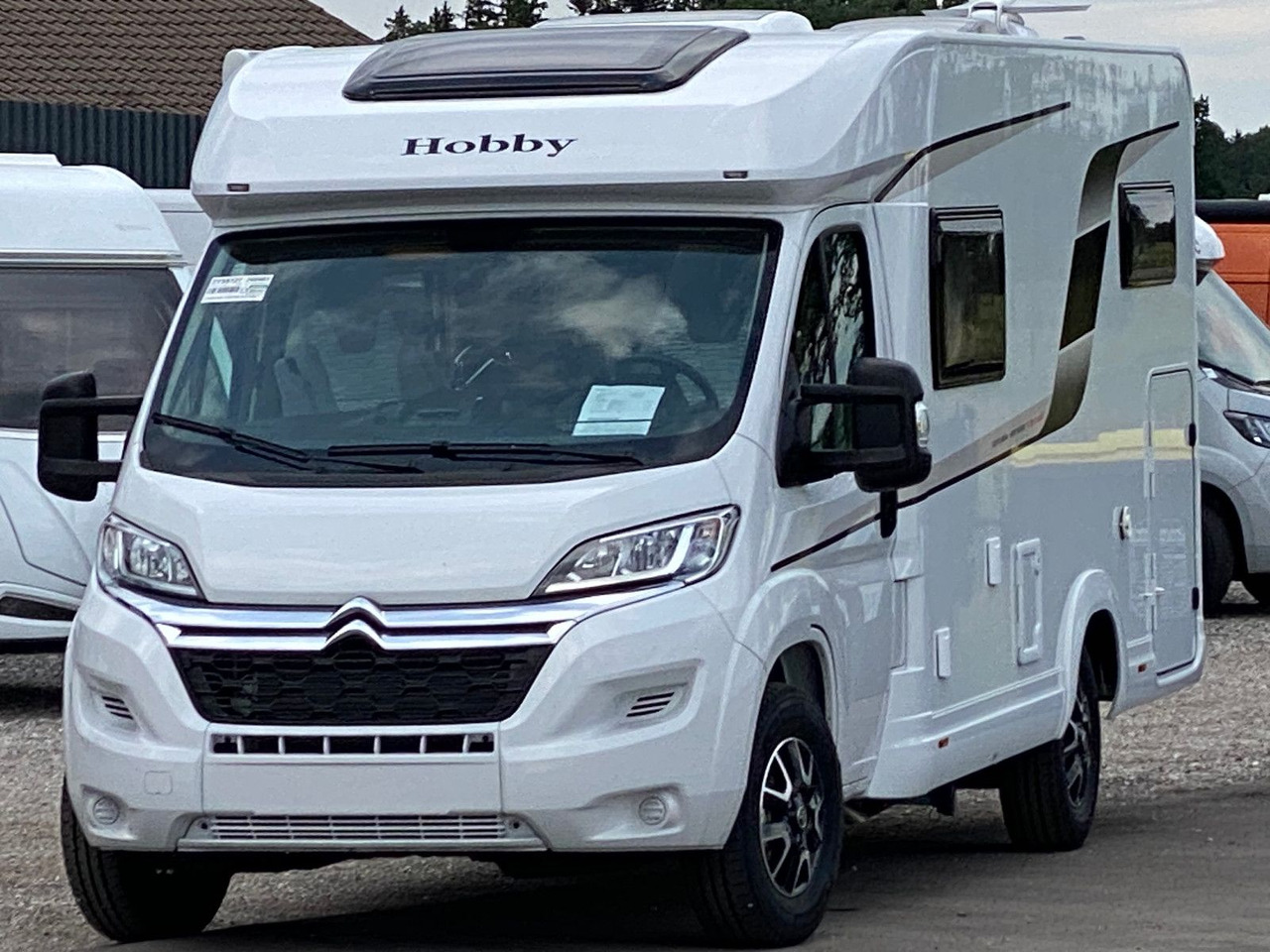 Hobby Optima Ontour Edition V65 GE Navi Markise SAT - Polintegriran avtodom: slika 1 Hobby Optima Ontour Edition V65 GE Navi Markise SAT - Polintegriran avtodom: slika 1