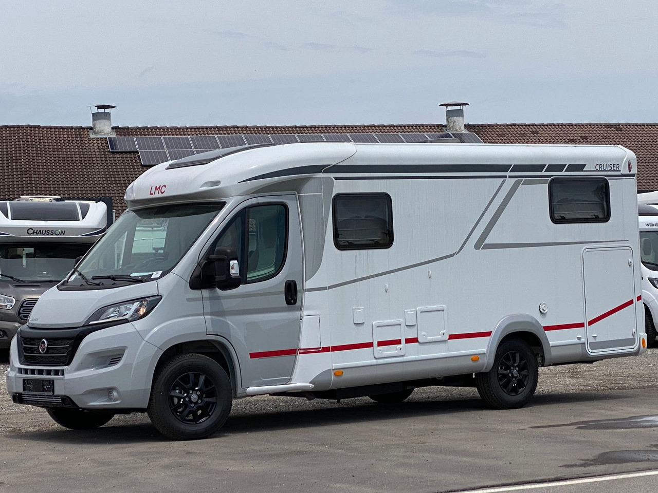 LMC Cruiser V 646 G, SAT, Navi, Sondermodell,16 Zoll - Polintegriran avtodom: slika 4 LMC Cruiser V 646 G, SAT, Navi, Sondermodell,16 Zoll - Polintegriran avtodom: slika 4