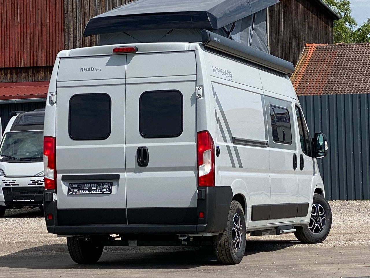 LMC INNOVAN 600 ,Aufstelldach,Automatik,25 Modell - Kombi avtodom: slika 5 LMC INNOVAN 600 ,Aufstelldach,Automatik,25 Modell - Kombi avtodom: slika 5