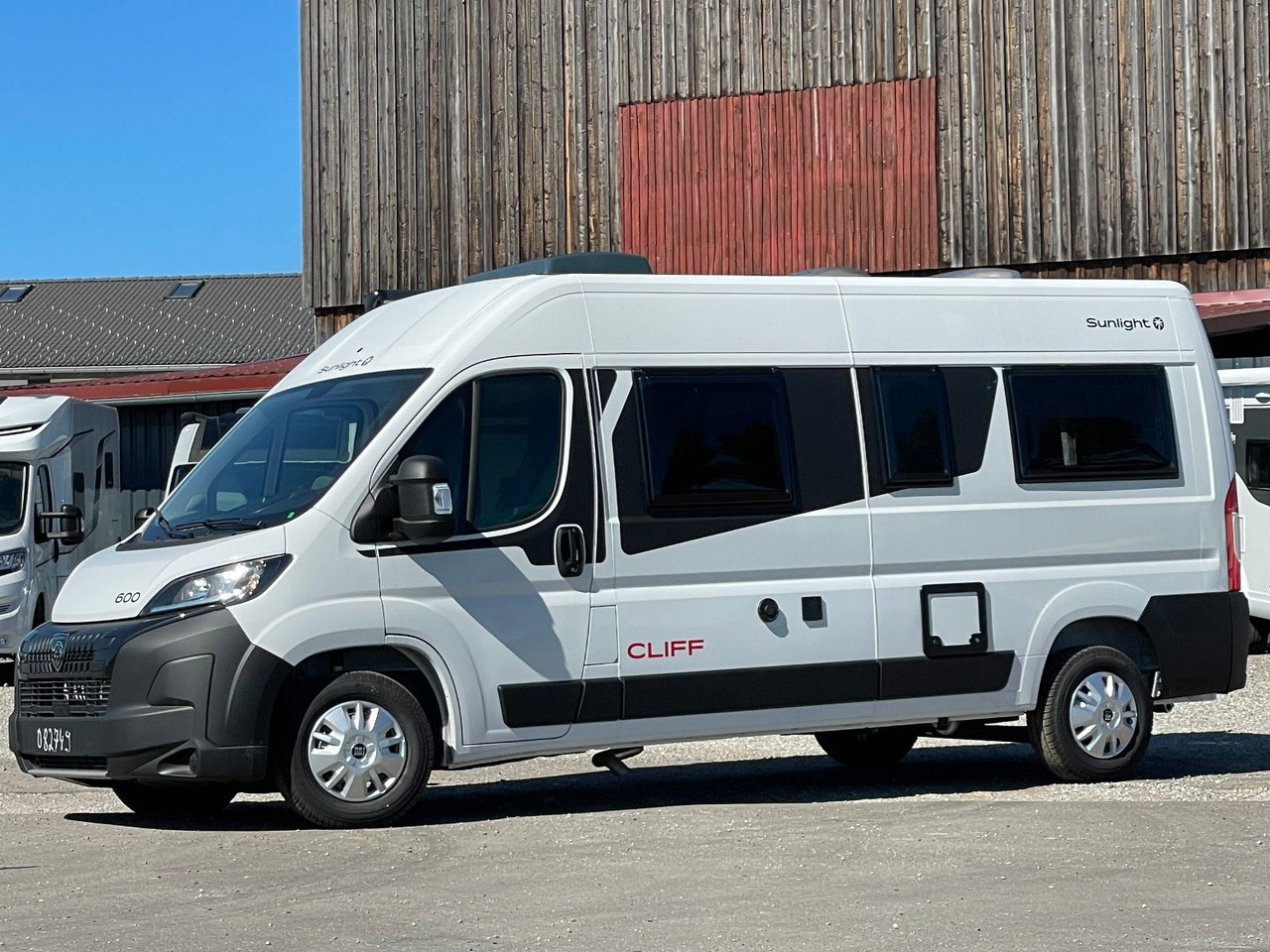Sunlight Camper Van Cliff 600 Entry, mit AHK und Navi+RfK - Kombi avtodom: slika 1 Sunlight Camper Van Cliff 600 Entry, mit AHK und Navi+RfK - Kombi avtodom: slika 1