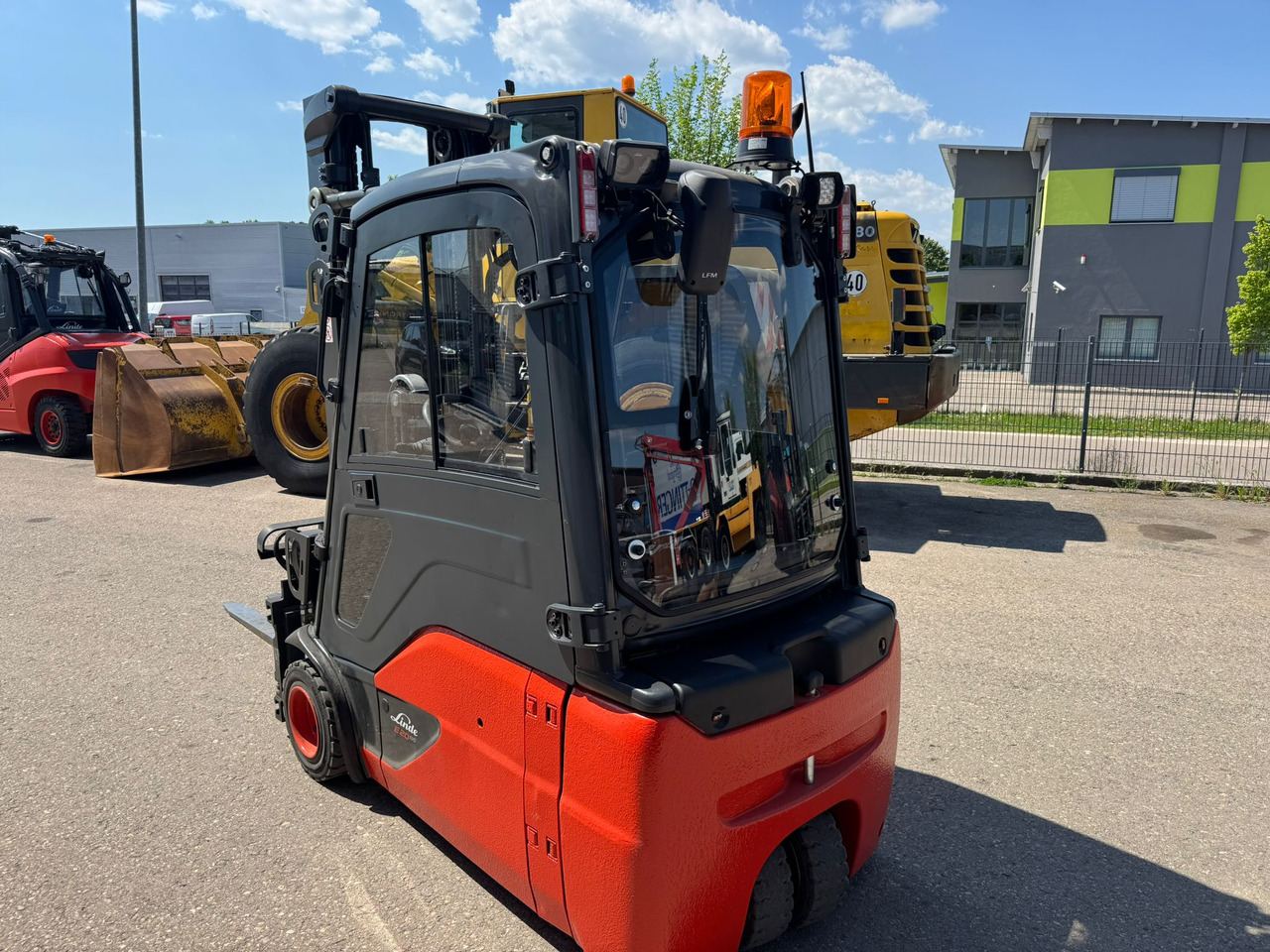 Linde E20L-02 Triplex Elektro Zinkenverstellgerät - Električni viličar: slika 4 Linde E20L-02 Triplex Elektro Zinkenverstellgerät - Električni viličar: slika 4