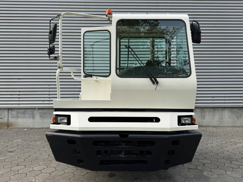Terberg YT182 / NL Truck - Terminalski traktor: slika 3 Terberg YT182 / NL Truck - Terminalski traktor: slika 3