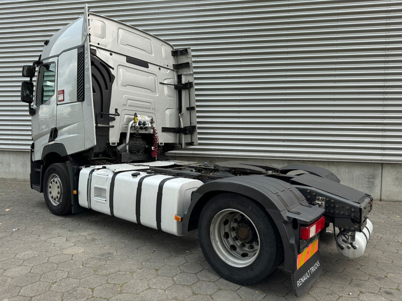 Renault T 460 / Refrigarator / Euro 6 / 2 Beds - Vlačilec: slika 3 Renault T 460 / Refrigarator / Euro 6 / 2 Beds - Vlačilec: slika 3