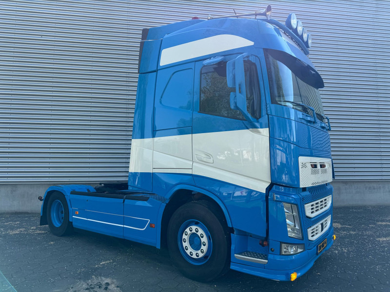 Volvo FH 460 / I-Shift / 2 Tanks / Tuv: 2-2026 / NL Truck - Vlačilec: slika 2 Volvo FH 460 / I-Shift / 2 Tanks / Tuv: 2-2026 / NL Truck - Vlačilec: slika 2