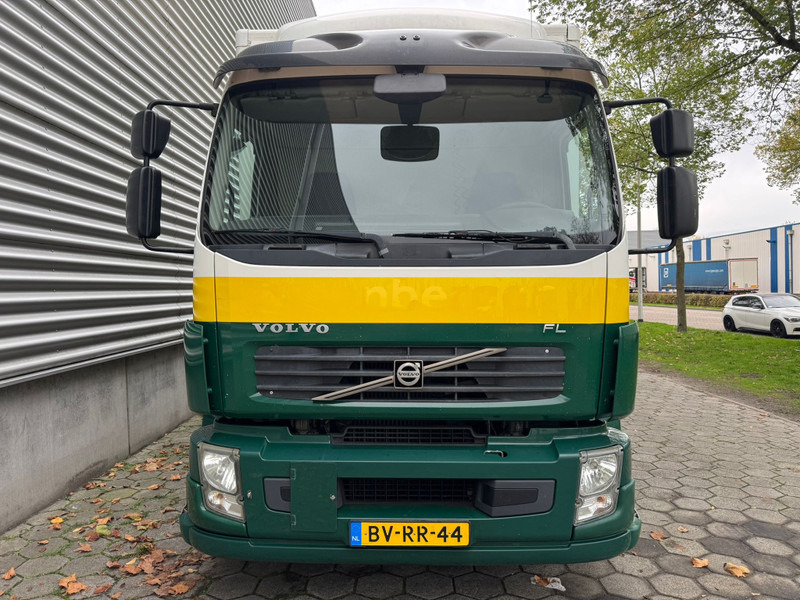 Volvo FL 240 / 6 Cylinder / 18 Tons / Tail Lift / TUV:5-2026 / NL Truck - Tovornjak zabojnik: slika 5 Volvo FL 240 / 6 Cylinder / 18 Tons / Tail Lift / TUV:5-2026 / NL Truck - Tovornjak zabojnik: slika 5