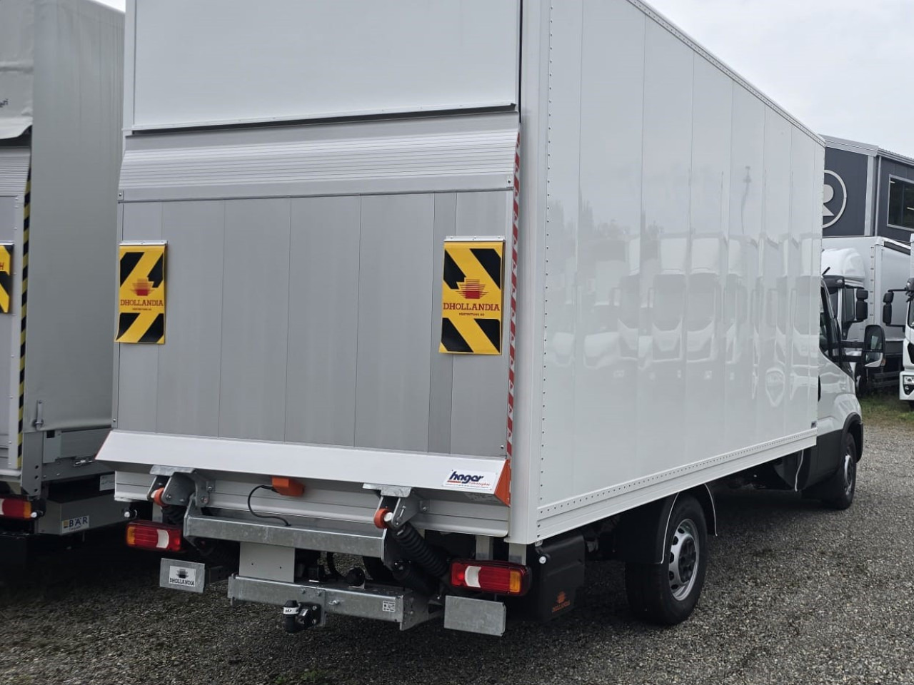 IVECO DAILY 35S18HA8 Koffer/Ladebordwand - Tovornjak-šasija: slika 4 IVECO DAILY 35S18HA8 Koffer/Ladebordwand - Tovornjak-šasija: slika 4
