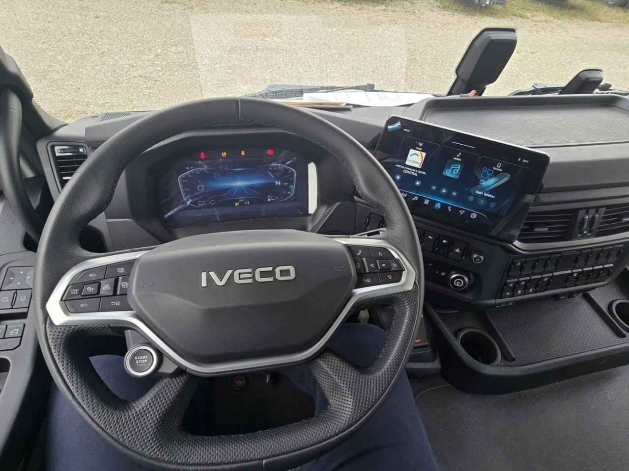 IVECO IVECO AD360X50Z HR OFF (XWay) Moser 2seiten Kipper - Tovornjak prekucnik: slika 3 IVECO IVECO AD360X50Z HR OFF (XWay) Moser 2seiten Kipper - Tovornjak prekucnik: slika 3