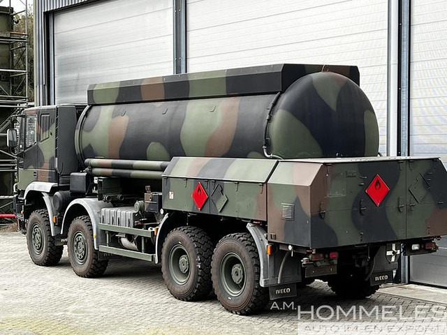 Iveco 340E42 8x8 - Tovornjak cisterna: slika 4 Iveco 340E42 8x8 - Tovornjak cisterna: slika 4