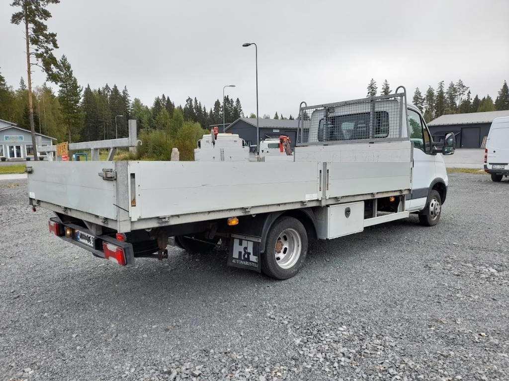 Iveco Daily 40 C18 automat - Dostavno vozilo s kesonom: slika 4 Iveco Daily 40 C18 automat - Dostavno vozilo s kesonom: slika 4