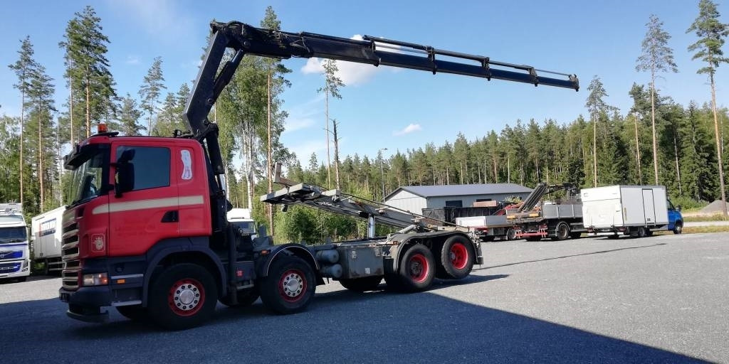 Scania R420 - Tovornjak z dvigalom: slika 1 Scania R420 - Tovornjak z dvigalom: slika 1