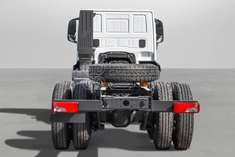 Iveco T-WAY AD380T47H 6x4 R24 Tyres Chassis - Barcelona Stock - Tovornjak-šasija: slika 3 Iveco T-WAY AD380T47H 6x4 R24 Tyres Chassis - Barcelona Stock - Tovornjak-šasija: slika 3