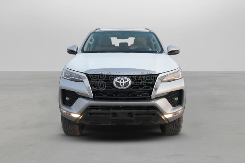 Toyota Fortuner 4x4 - SUV: slika 2 Toyota Fortuner 4x4 - SUV: slika 2