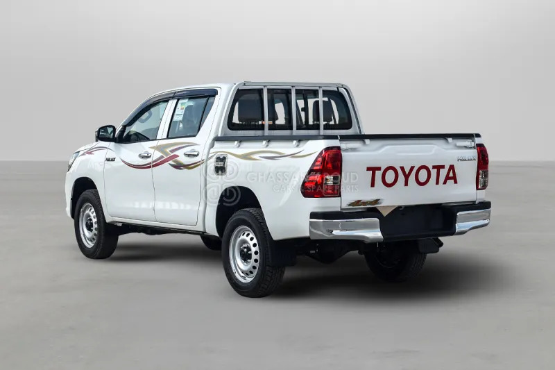 Toyota Hilux 4X4 Double Cabin - Poltovornjak, Dostavno vozilo z dvojno kabino: slika 3 Toyota Hilux 4X4 Double Cabin - Poltovornjak, Dostavno vozilo z dvojno kabino: slika 3